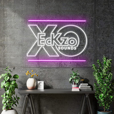 Custom Neon -  XO EcKzo Sound -  60 x 41cm - White and Pink -  Delivery and Remote